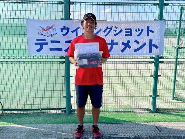 優勝の佐藤紋斗さん