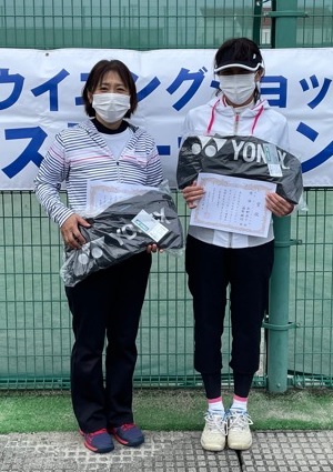 女子優勝の荻野・夜野ペア