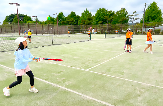 ラケットワーク上達がラリー上達の近道です。