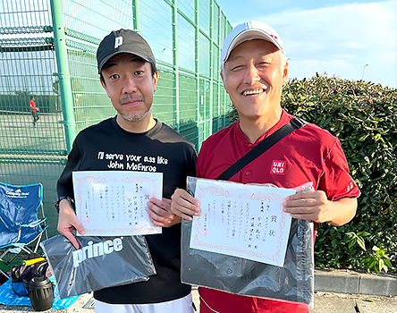 男子ダブルス準優勝〈伊藤 健太郎さん(左)・田辺 裕司さん(右)〉