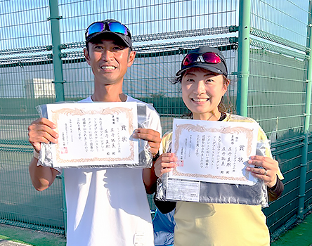 ミックスダブルス準優勝〈庄子 拓真さん(左)・庄子 美樹さん(右)〉