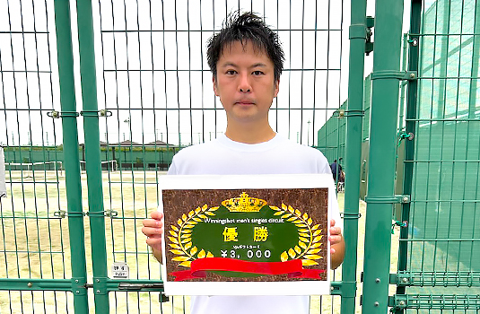優勝の岡武樹さん