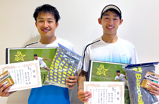優勝〈新井 浩次郎さん(左)・新井 駿太郎さん(右)〉