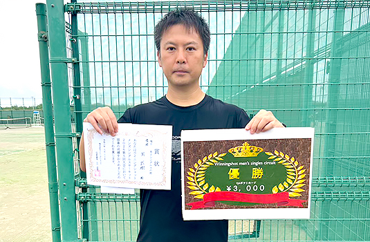 優勝の岡武樹さん