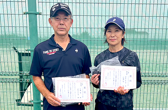 ミックスダブルス準優勝〈工藤哲さん(左)・武田早苗さん(右)〉